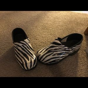 Dansko clogs size 38